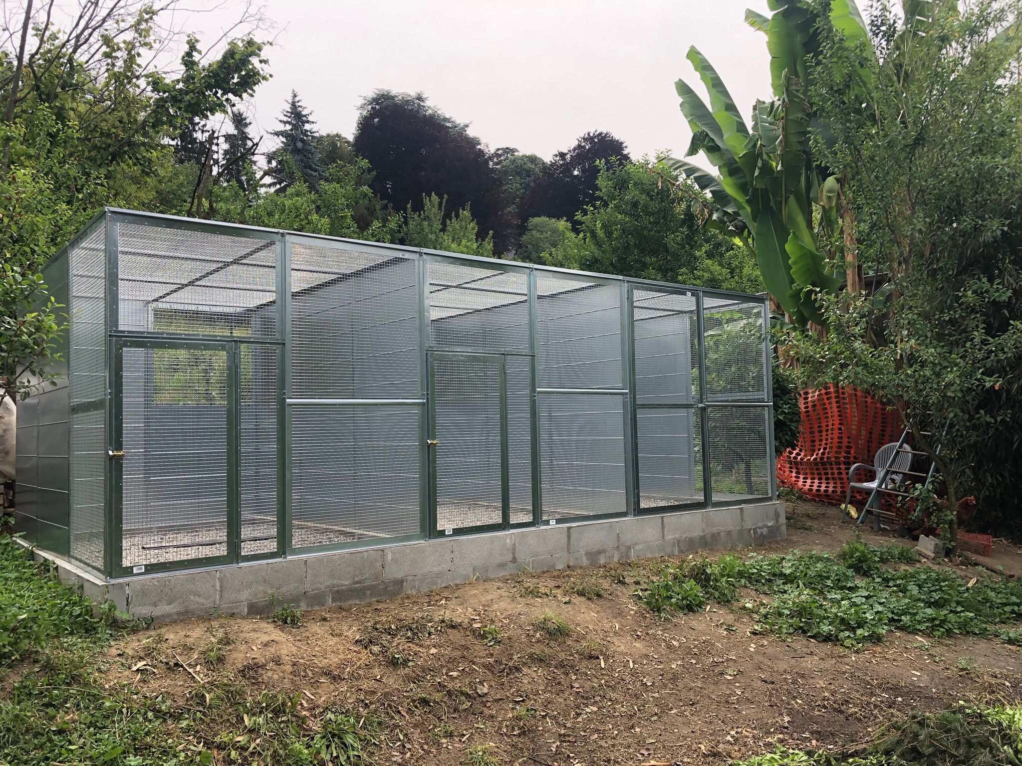 La Modularità al Servizio degli Allevatori Professionali: Pannelli per Voliere su Misura