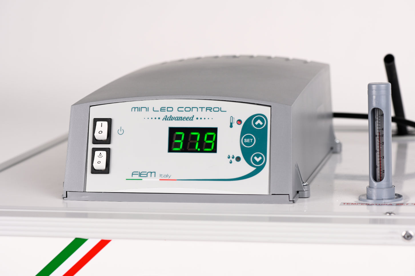 Incubatrice Fiem Mg70/100 B.family Mini Lcd Acciaio Coibentato